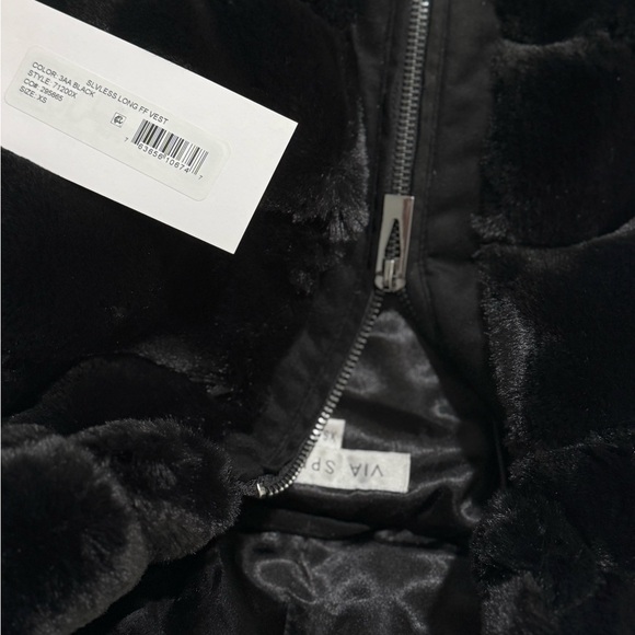 Via Spiga NWT Black Faux Fur Long Hooded Vest - Picture 7 of 9